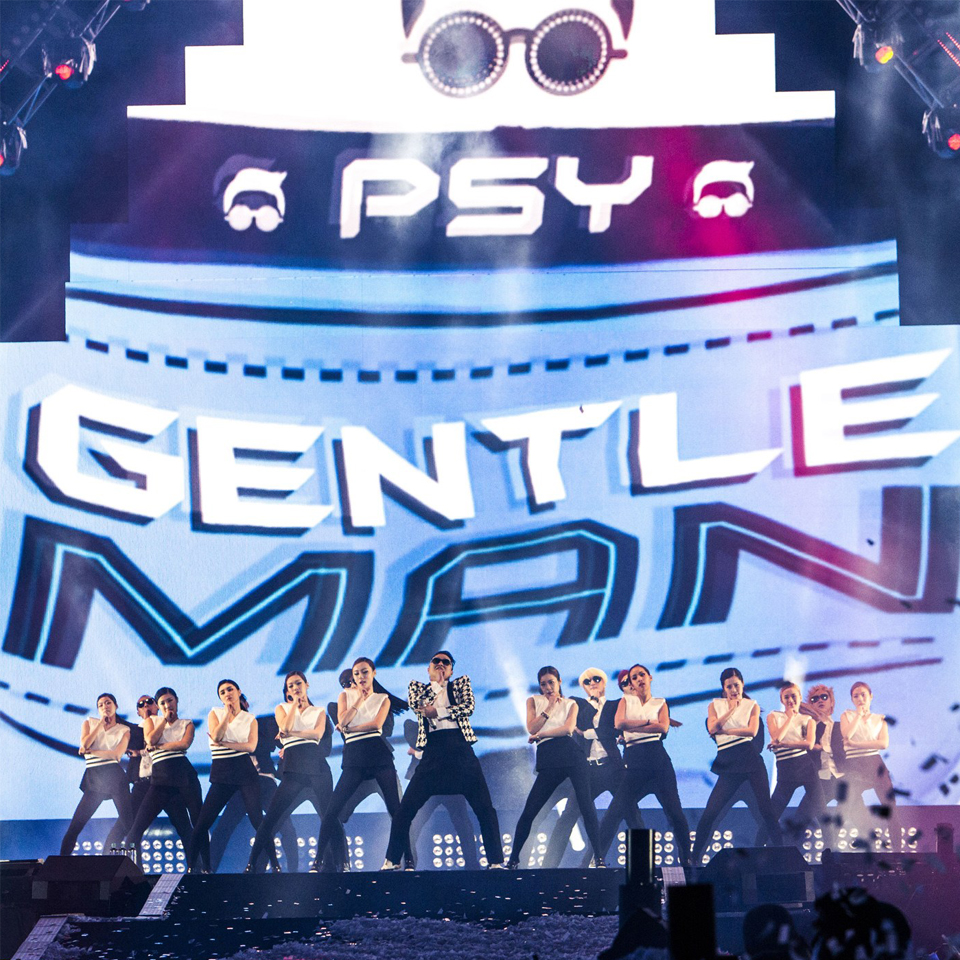 PSY Concert ‘Happening’ MOTZ